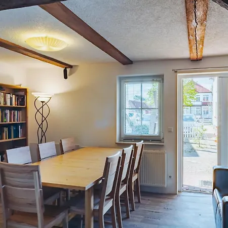 Appartement Ferienunterkuenfte Galeriewohnung & Bungalow